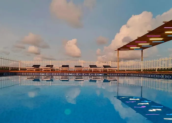 Vagator Downtown By Vdp Hotel