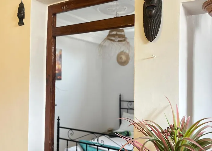 Let Us Surf Bed & Breakfast Tamraght