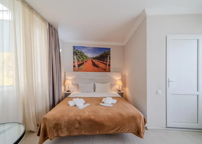 Hotel Tato & Coworking Space Tbilisi