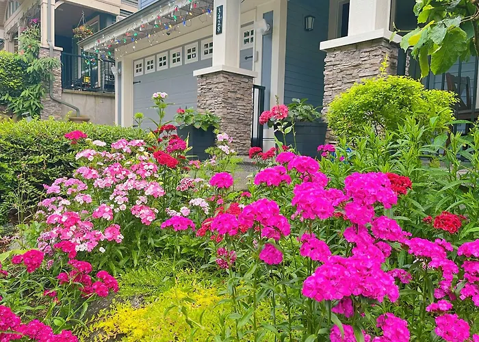 Ac-Emily'S Nest 1 Bedroom Shared Bathroom Free Parking Self Check-In Coquitlam