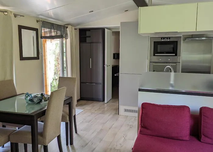Mobil Home A 200M De La Mer Au Camping Des Pins Maritimes Hyères