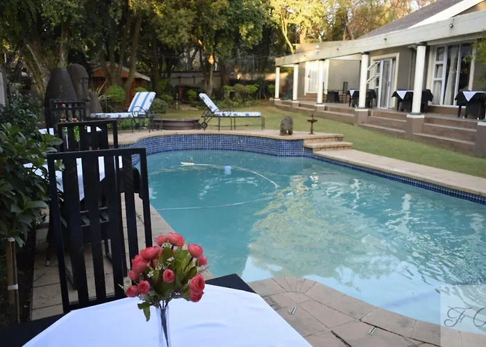 The Rhino Room At Frederick'S Place Pretoria-Noord