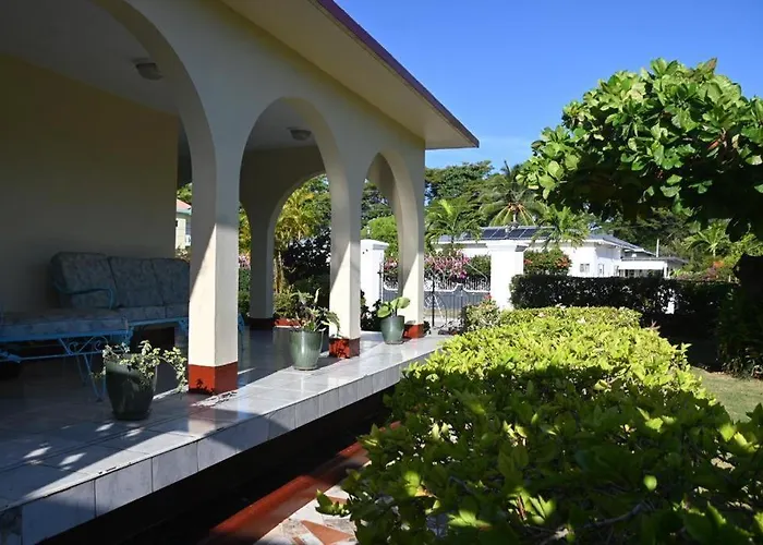 Cindy'S Villa Runaway Bay