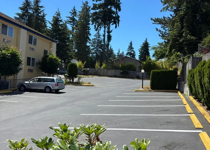 Days Inn By Wyndham Seattle Aurora Shoreline