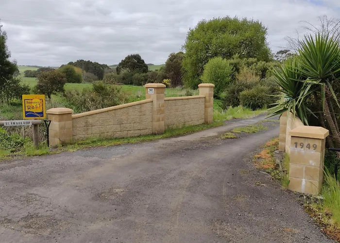 Summers Rest Units Port Campbell