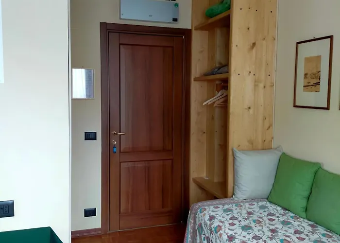 La Via Del Sole Bed & Breakfast Susa