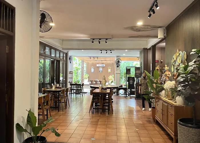 R Residence Jakarta