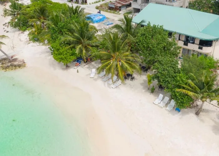 Crown Beach Villas -Private Beach Dhiffushi