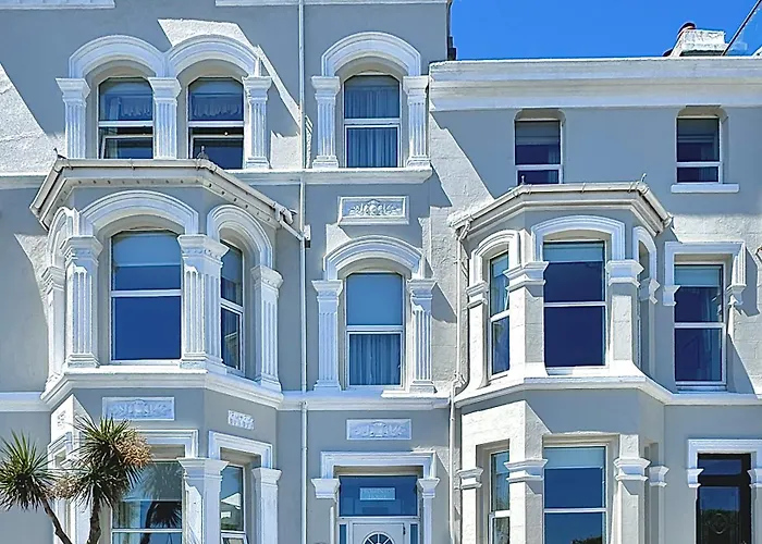 Promenade House Aparthotel Douglas