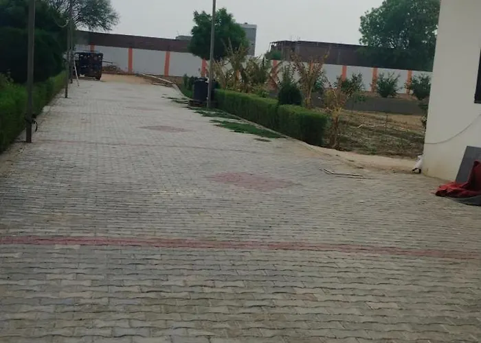 Radhe Shyam Farm House Vrindavan