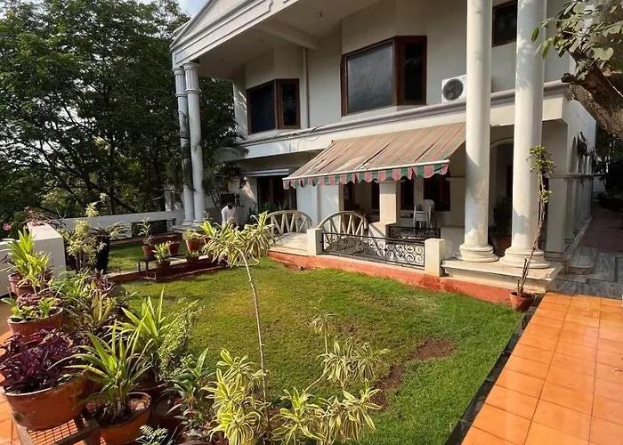 Stone Rock Castle Hotel Hyderabad