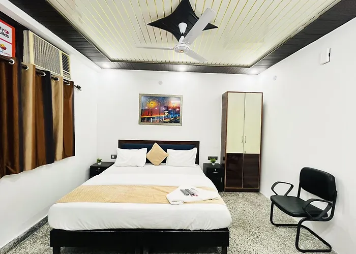Hotel Krishna Residency Near Iskcon Temple New Delhi