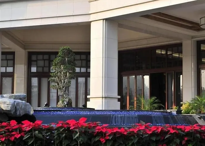 Phoenix Waterside Gloria Resort Sanya