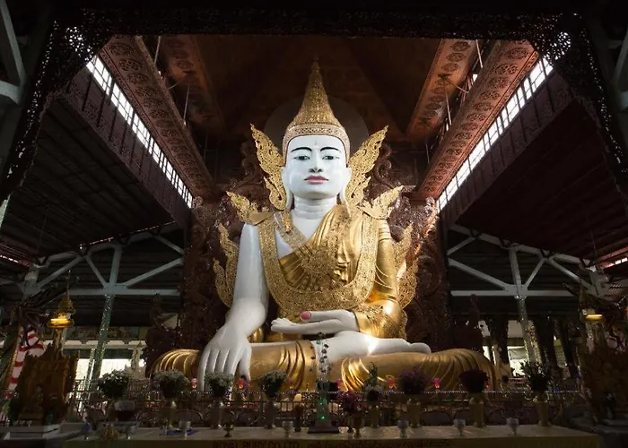 Real Link Hotel Yangon