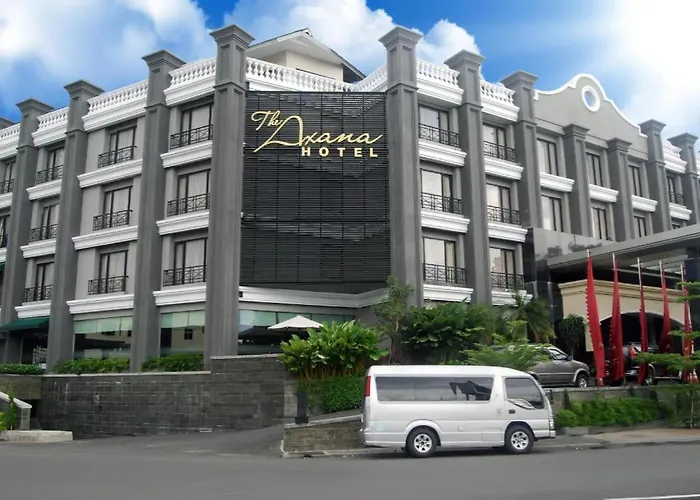 The Axana Hotel Padang 