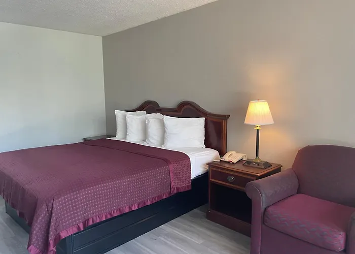 Camden West Inn Lugoff