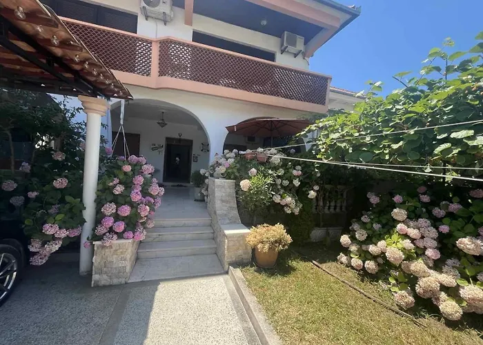 Studio Rooms Moncherie Ulcinj