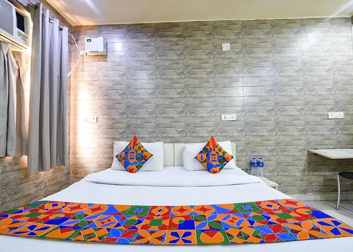 Fabhotel Model Town New Delhi