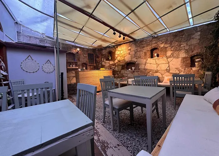 Hanole Guest House Ayvalı