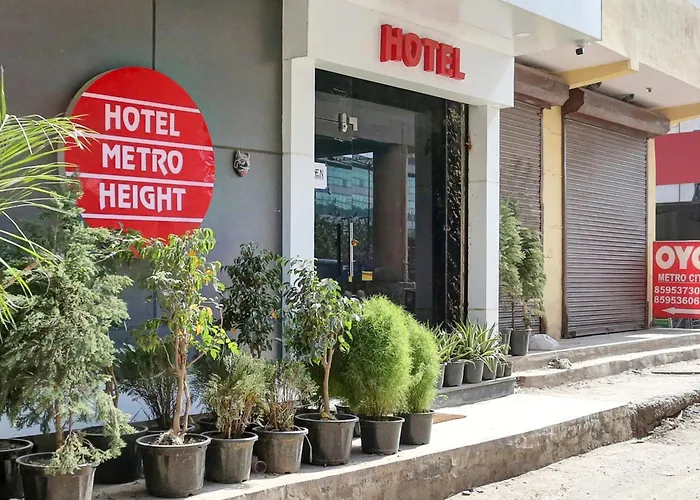 Hotel O Metro Height'S Near Nangloi Railway Metro Station Delhi 
