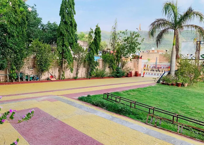 Treebo Raj Garden, Near Pushkar Lake