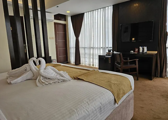 White Park Hotel & Suites Chittagong