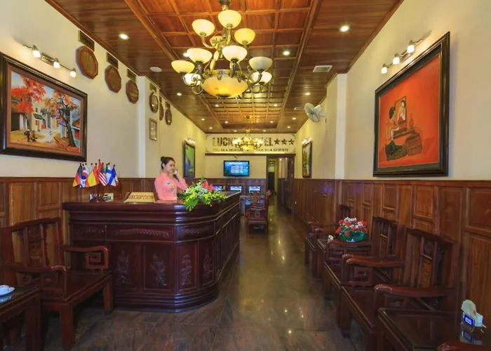 Lucky 3 Hotel & Travel Hanoi