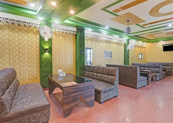 Hotel O Aahar Gorakhpur