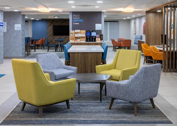 Holiday Inn Express Hotel & Suites Center Township By Ihg Monaca