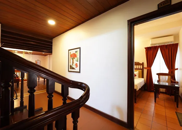 Hotel Arches Kochi