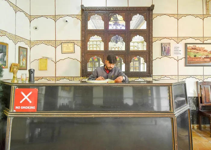 Hotel O Ashok Palace Jaipur