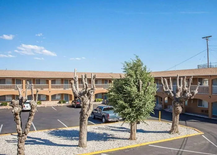 Historic Route 66 Hotel Barstow