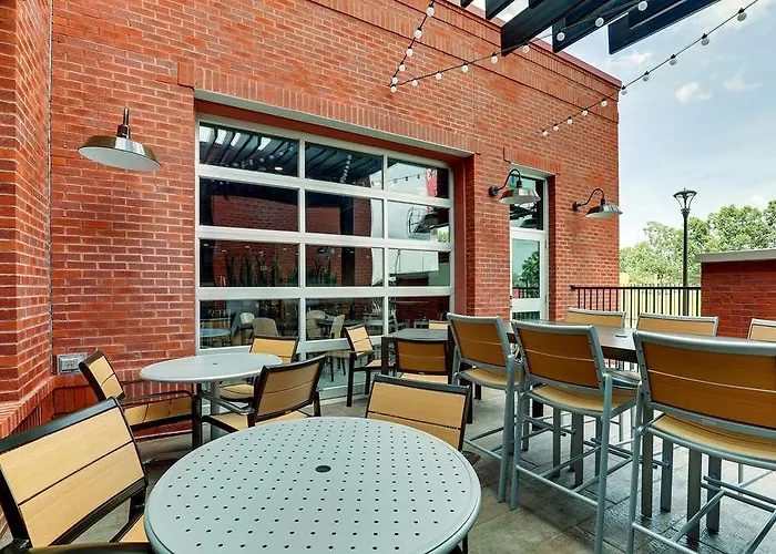 Drury Plaza Hotel Savannah Pooler
