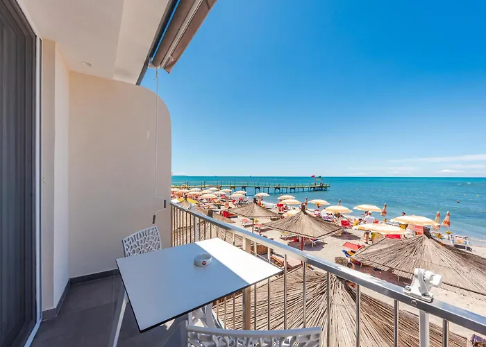 Aragosta Hotel Durres