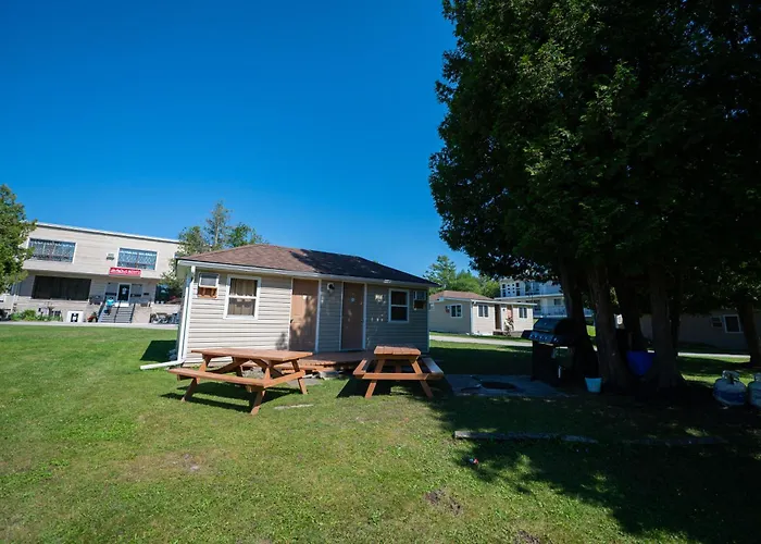 Sauble Beach Lodge