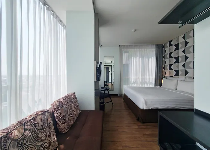 Luminor Hotel Jemursari By Wh With The Best Breakfast In Town And Located Near Surabaya Industrial Estate Rungkut Sier