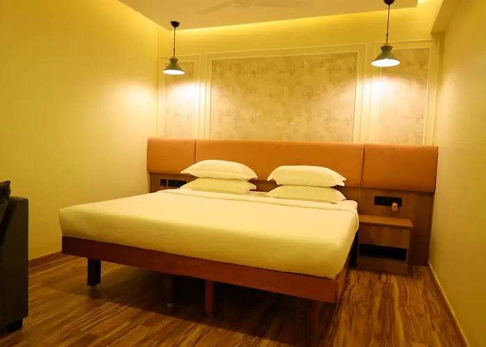 Hotel Surguru Pondicherry