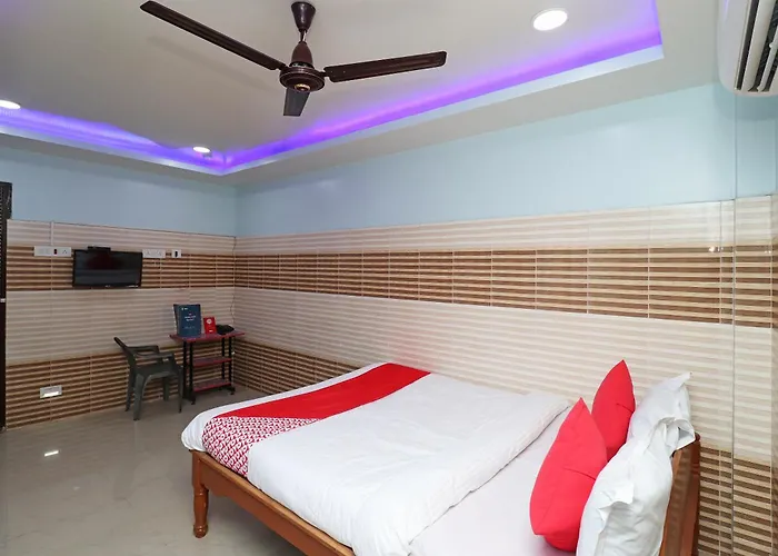 Flagship Gayatri Holiday Home Puri