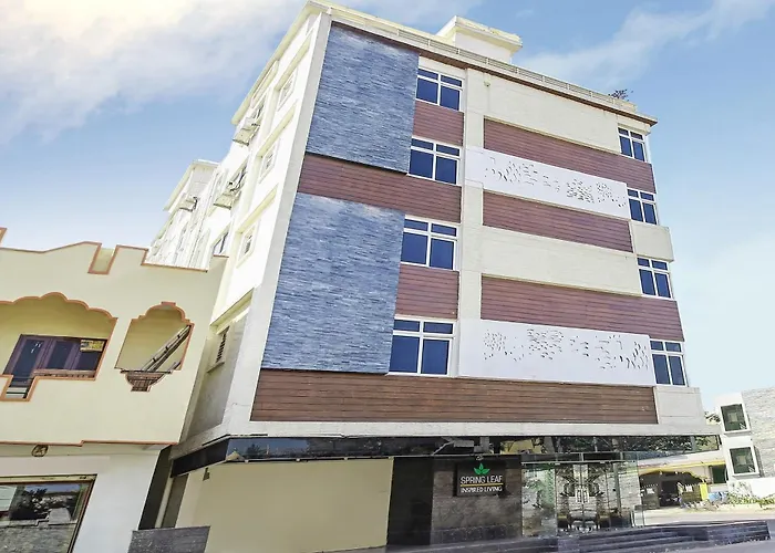 Capital O Hotel Green Leaf Madhapur