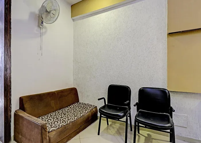 Oyo 11649 Hotel Mahima Gandhinagar