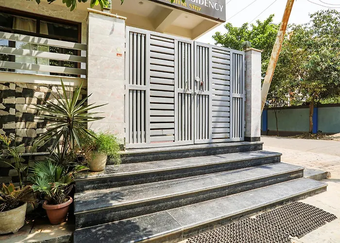 Fabhotel Aaradhya Residency Agra 