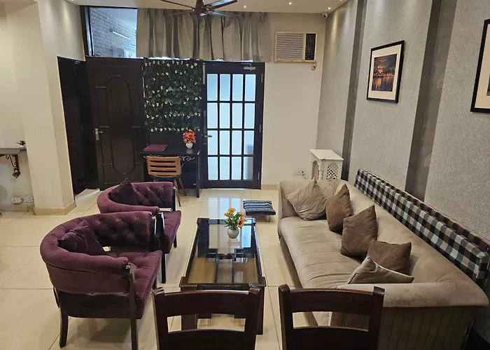 Deer Park Luxury Homestay New Delhi