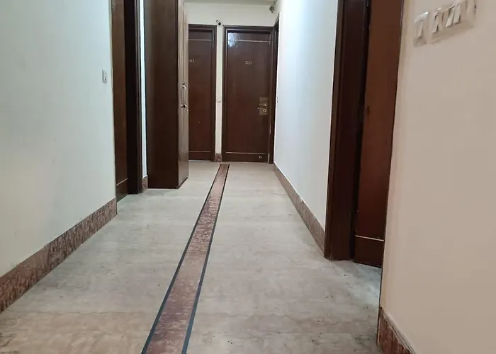 Hotel East Inn - Patel Nagar New Delhi