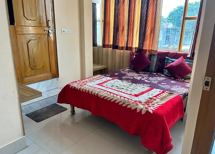 Radhey Radhey Dham Hotel Vrindavan