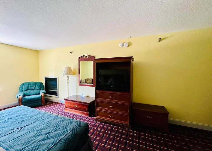 Ozark Inn And Suites Osage Beach