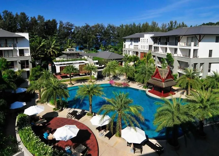 Pearl Of Naithon Hotel