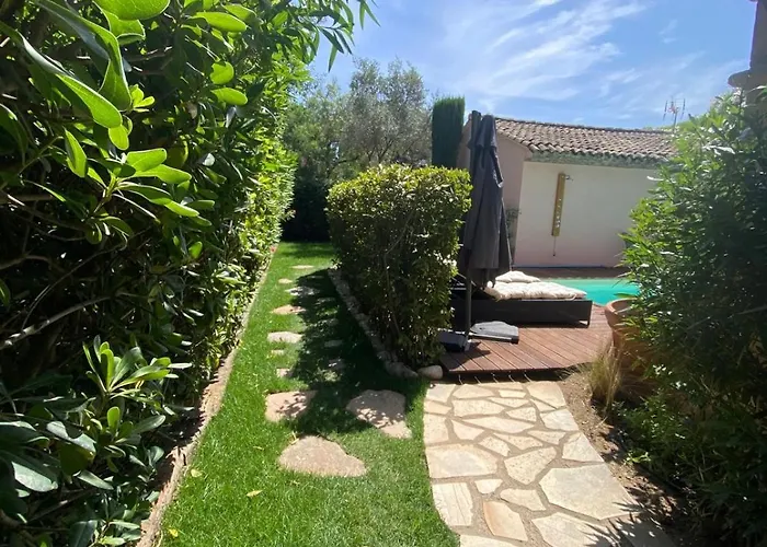 Hebe la villa Cogolin
