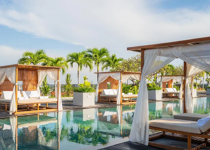 Hotel Cross Paasha Bali Seminyak
