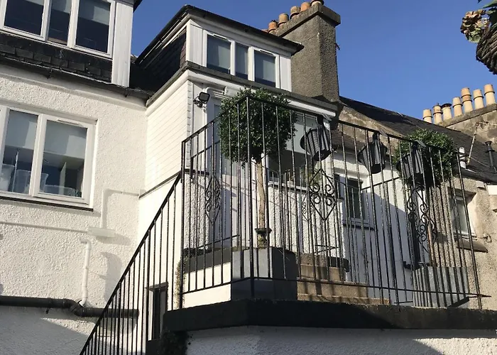 Black Bull With Rooms Upper Cumbernauld