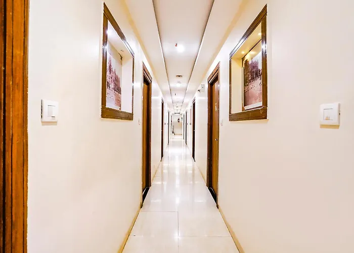 Fabhotel Amber Palace - Nr Fort & Csmt Station Mumbai